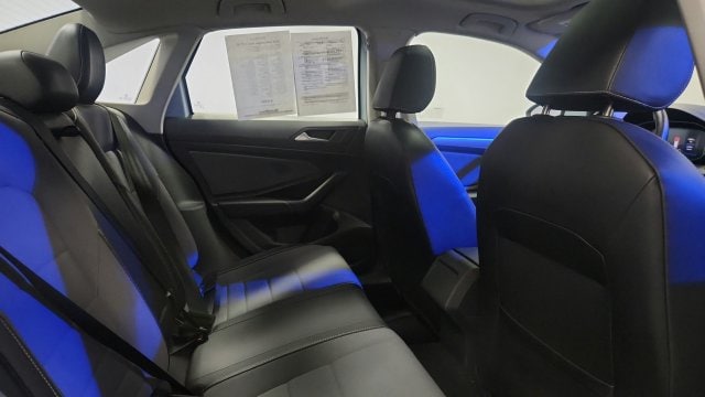 2025 Volkswagen Jetta SE - Photo 21