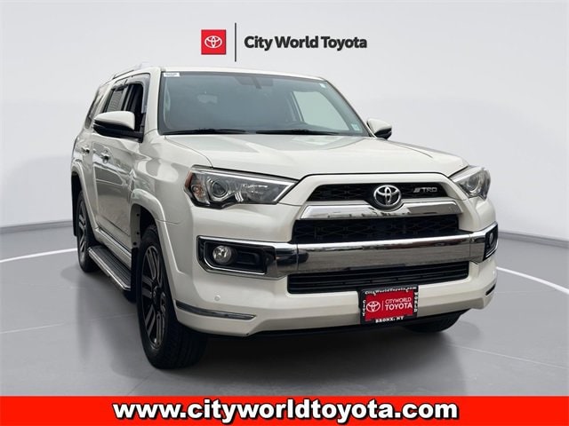 2019 Toyota 4Runner Limited's photo