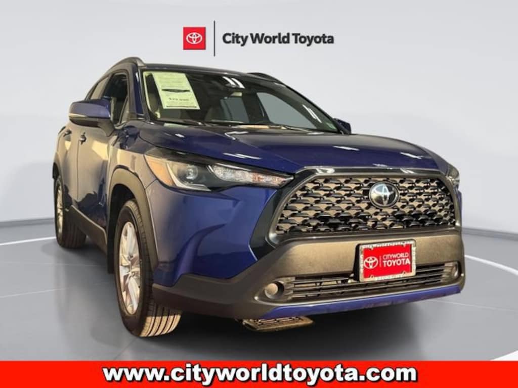 Used 2024 Toyota Corolla Cross LE Sport Utility