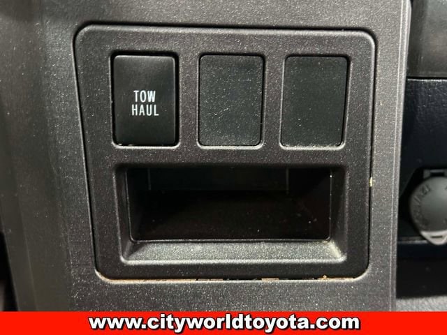 2018 Toyota Sequoia SR5 - Photo 26