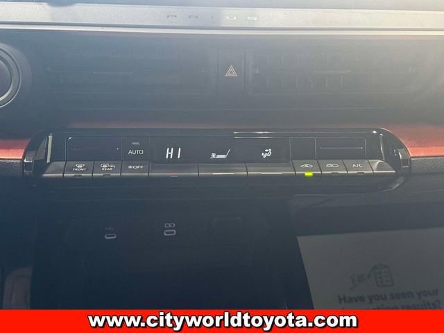 2024 Toyota Prius Prime SE - Photo 27