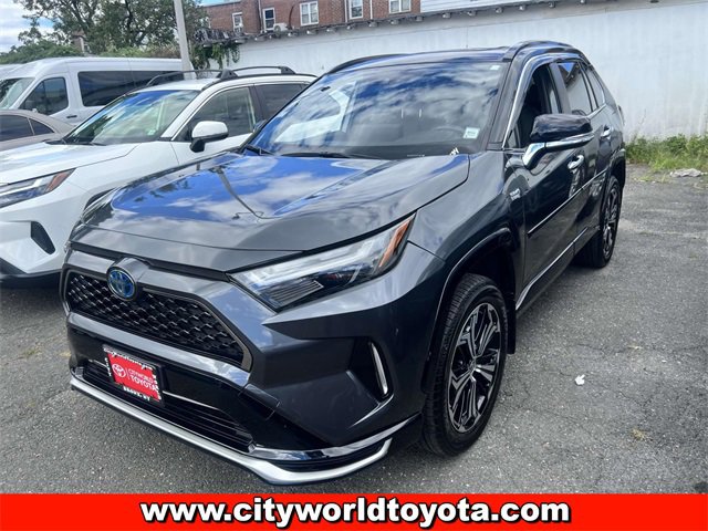2023 Toyota RAV4 Prime XSE photo 2
