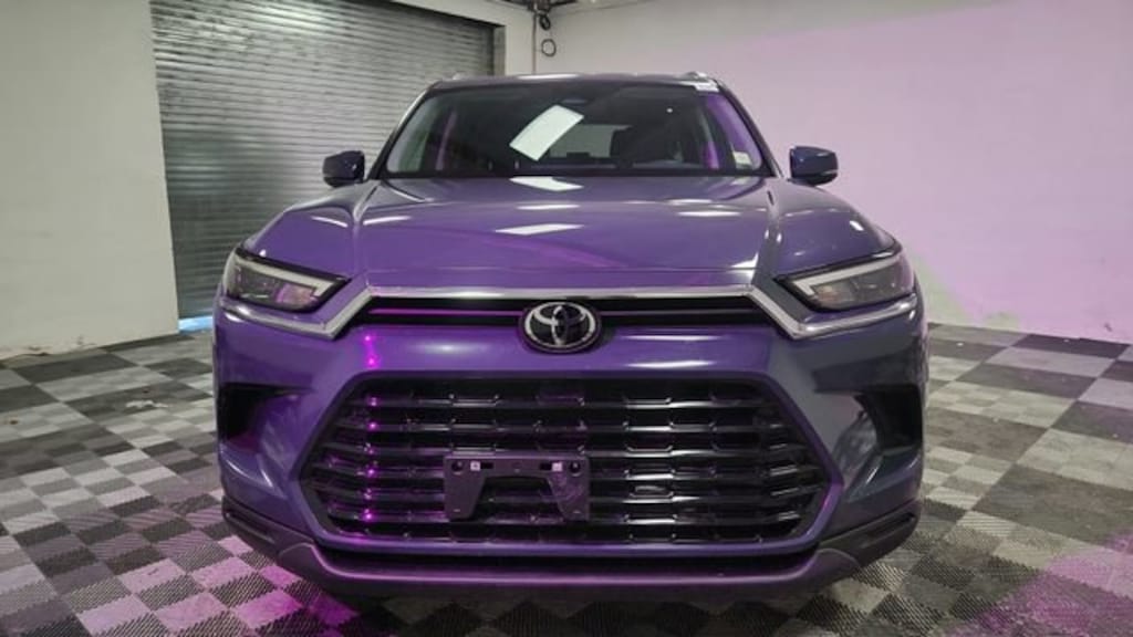 Used 2025 Toyota Grand Highlander XLE Sport Utility