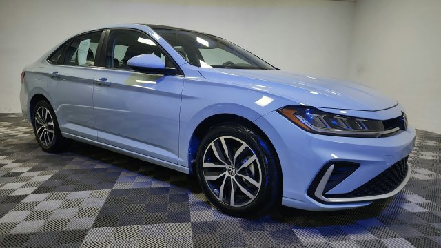 2025 Volkswagen Jetta SE - Photo 26