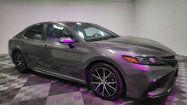2024 Toyota Camry SE - Photo 8