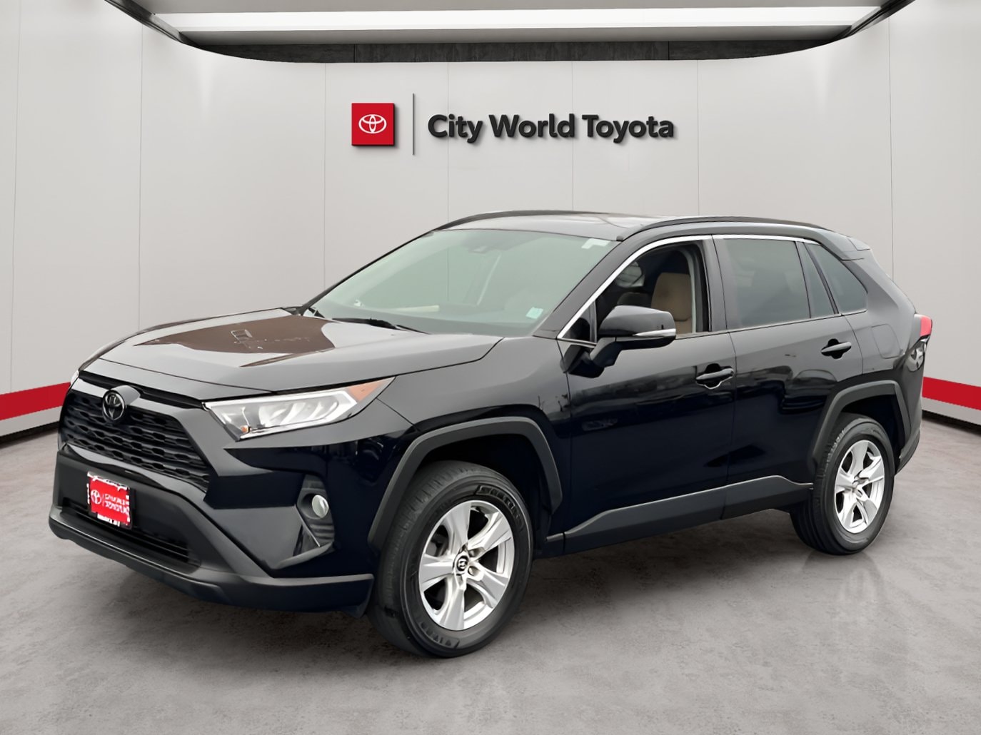 2020 Toyota RAV4 XLE AWD's photo
