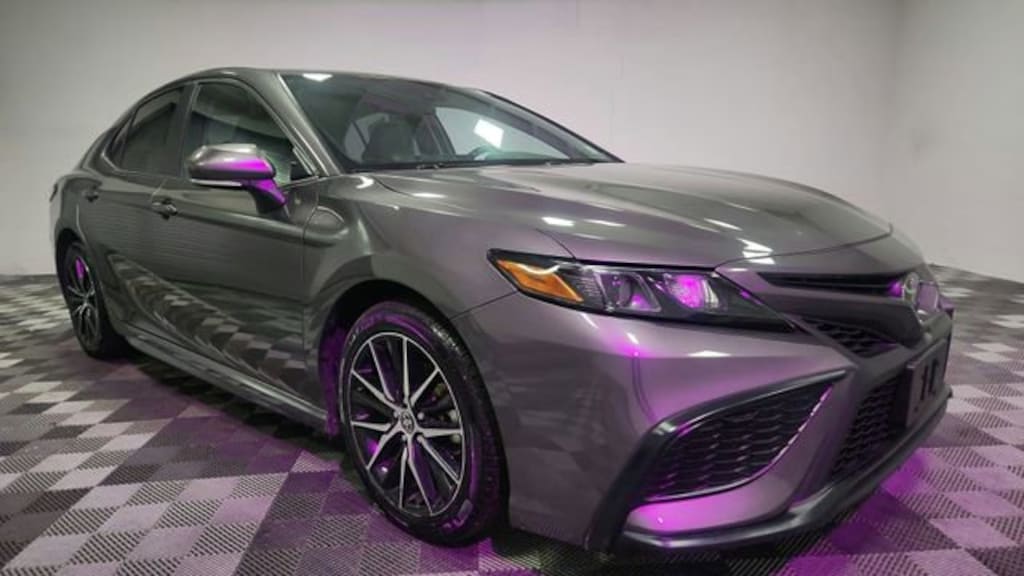 Used 2024 Toyota Camry SE Sedan