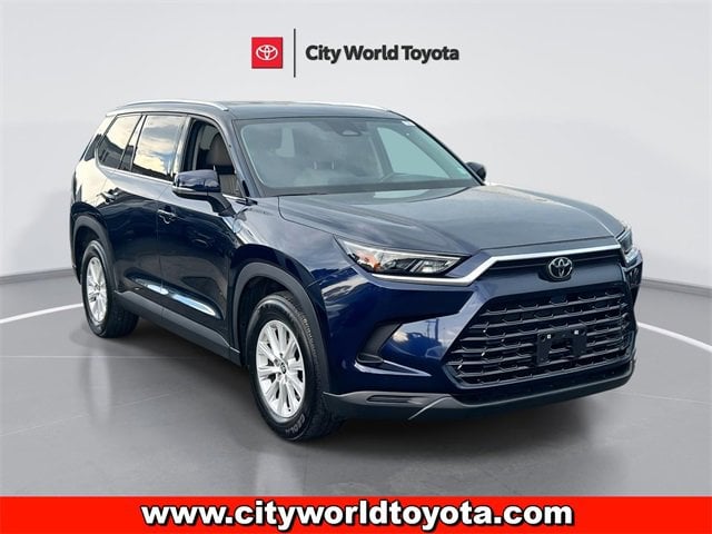 2024 Toyota Grand Highlander XLE's photo