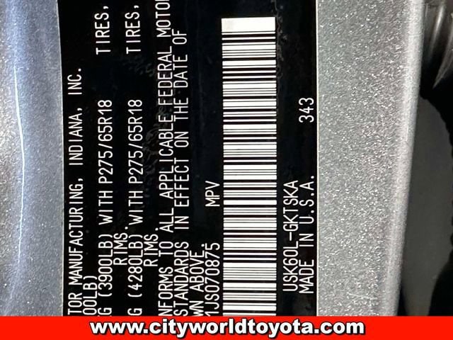2018 Toyota Sequoia SR5 - Photo 35
