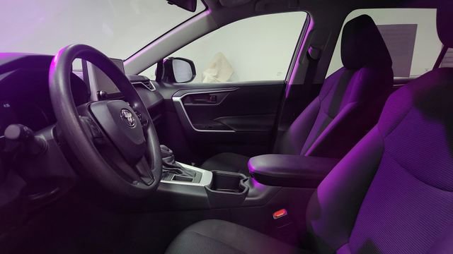 2025 Toyota RAV4 LE - Photo 15