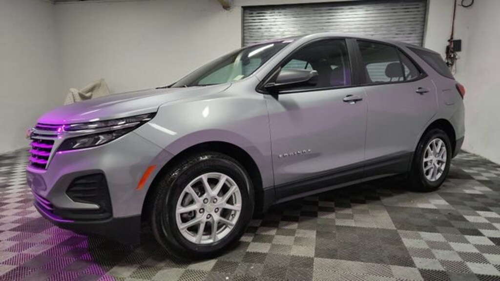 Used 2024 Chevrolet Equinox LS Sport Utility