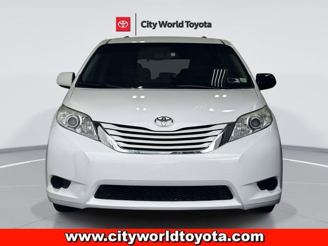 Used 2017 Toyota Sienna LE with VIN 5TDKZ3DC5HS774760 for sale in Bronx, NY