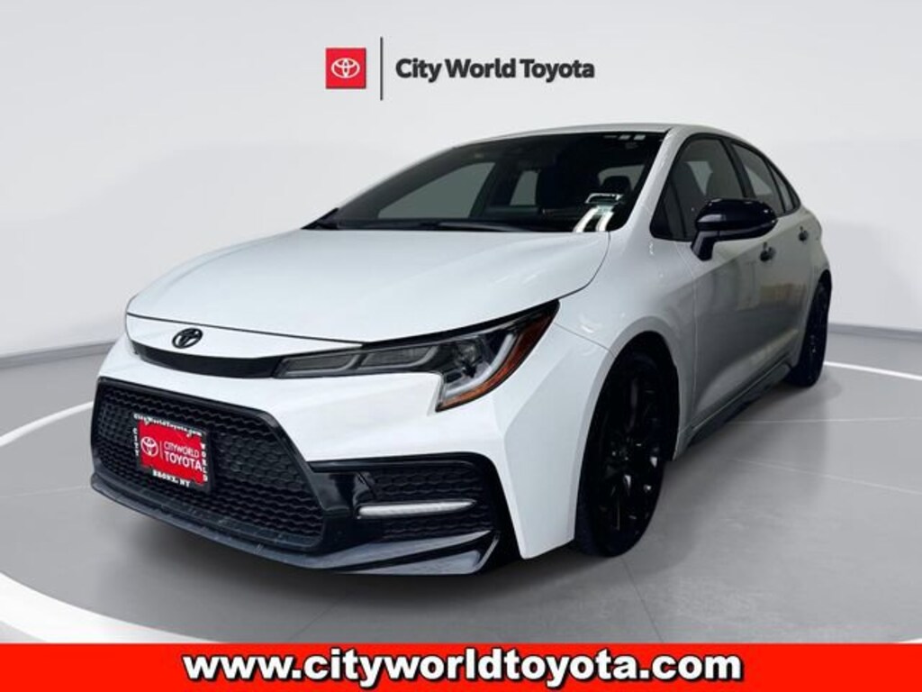 Used 2022 Toyota Corolla SE Nightshade Sedan