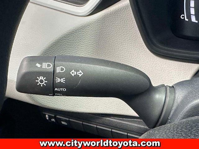2026 Toyota Corolla LE - Photo 31
