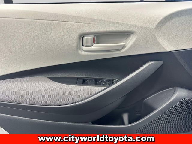 2026 Toyota Corolla LE - Photo 18