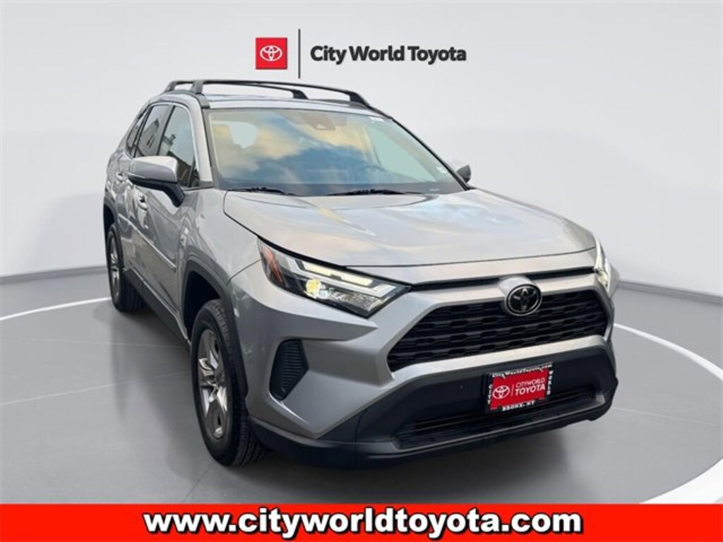 Used 2025 Toyota RAV4 XLE Sport Utility