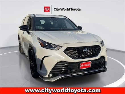 2023 Toyota Highlander XSE Sport Utility