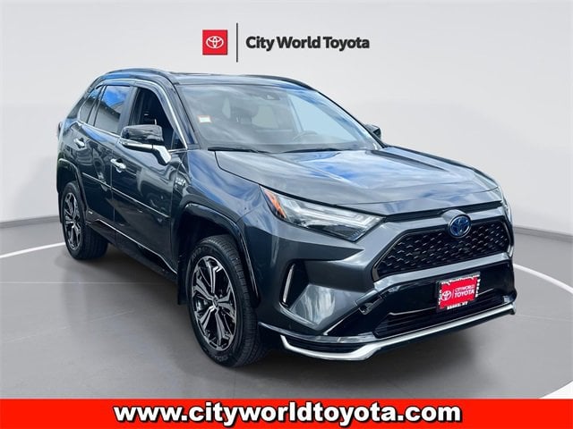 2023 Toyota RAV4 XSE's photo