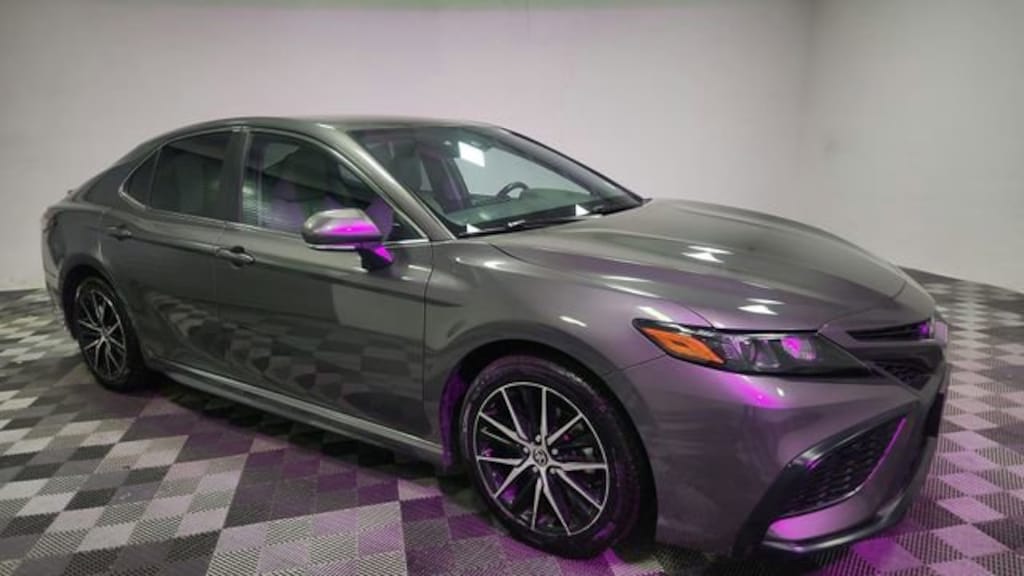 Used 2024 Toyota Camry SE Sedan