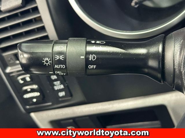 2018 Toyota Sequoia SR5 - Photo 32
