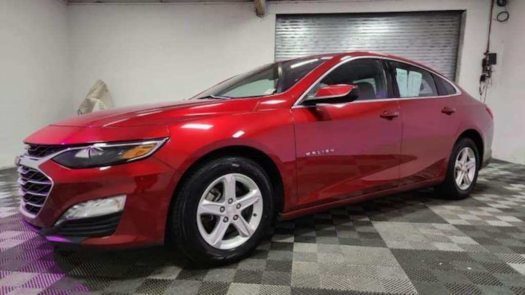 Used 2024 Chevrolet Malibu LT Sedan