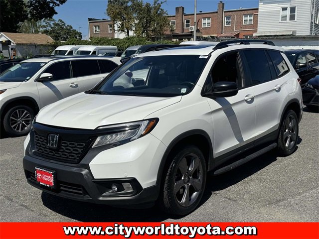 2021 Honda Passport Touring photo 2