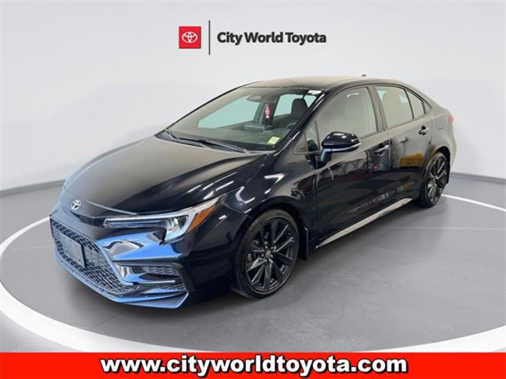 Used 2024 Toyota Corolla SE Sedan