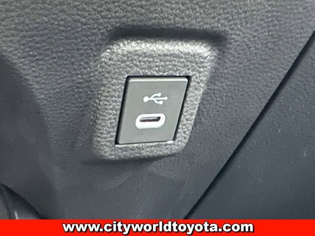 2026 Toyota Corolla LE - Photo 25