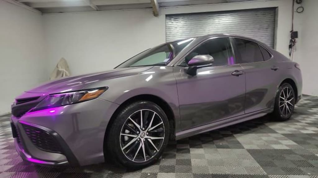 Used 2024 Toyota Camry SE Sedan