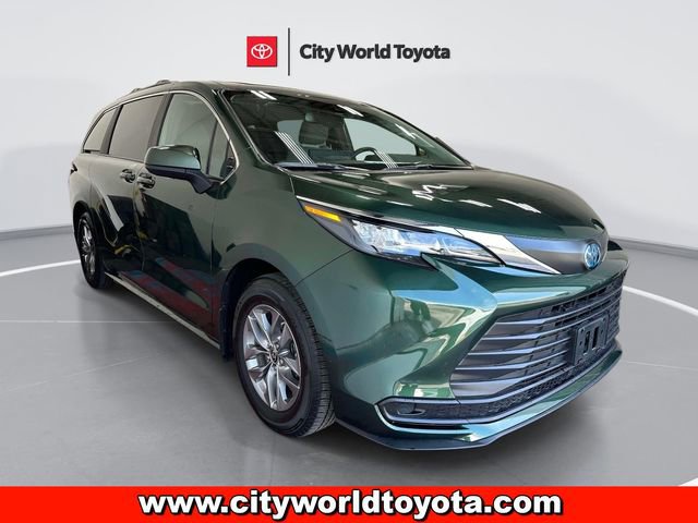 2025 Toyota Sienna