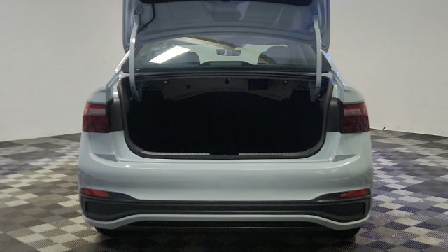 2025 Volkswagen Jetta SE - Photo 20