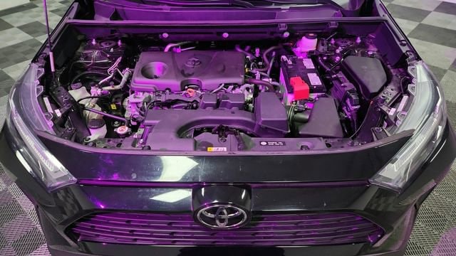 2025 Toyota RAV4 LE - Photo 23