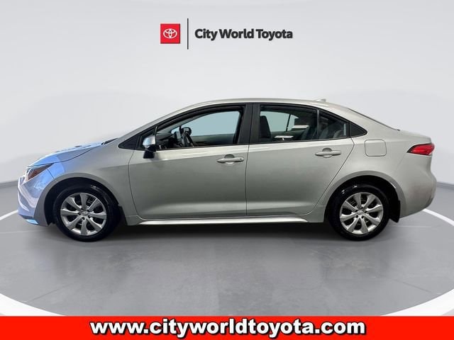 2026 Toyota Corolla LE - Photo 6