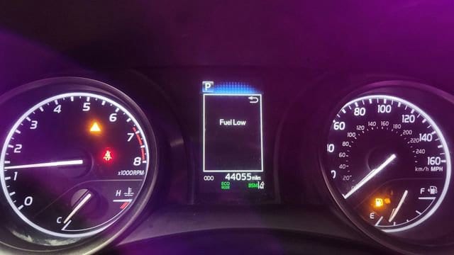 2024 Toyota Camry SE - Photo 10