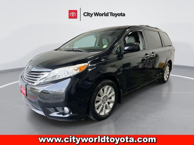 2015 Toyota Sienna XLE