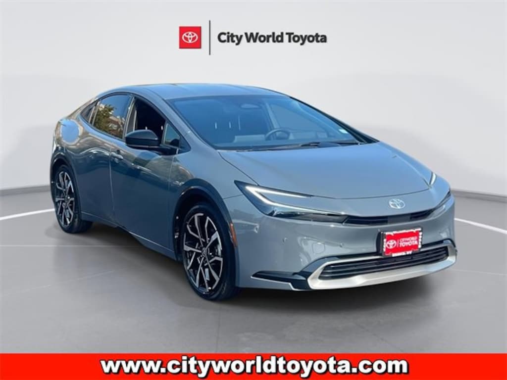 Used 2023 Toyota Prius Prime XSE Hatchback