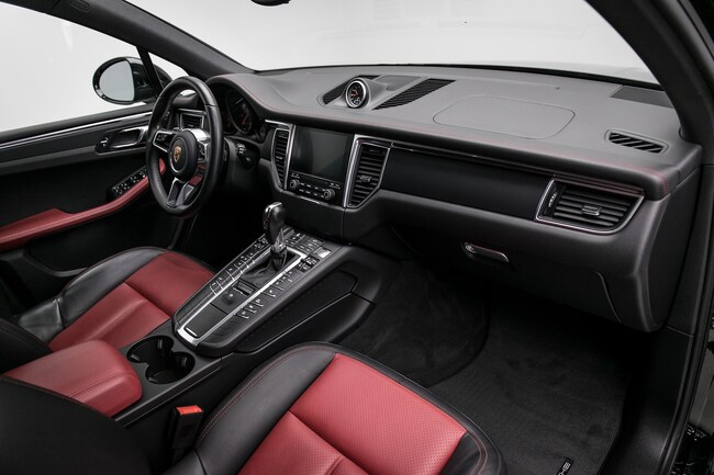 Porsche Macan Interior Red