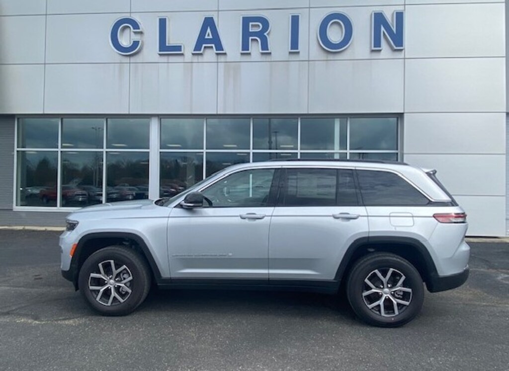 New 2024 Jeep Grand Cherokee LIMITED 4X4 For Sale Clarion PA