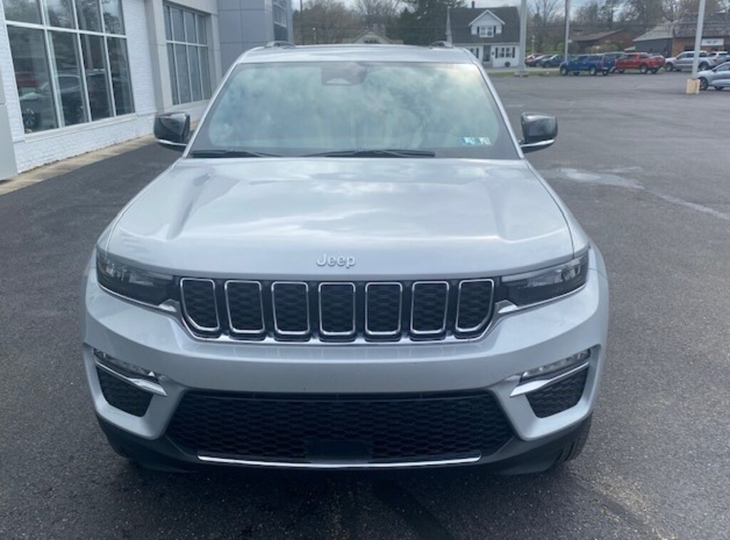 New 2024 Jeep Grand Cherokee LIMITED 4X4 For Sale Clarion PA