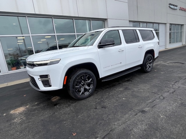 2026 Jeep Grand Wagoneer L Limited Altitude's photo