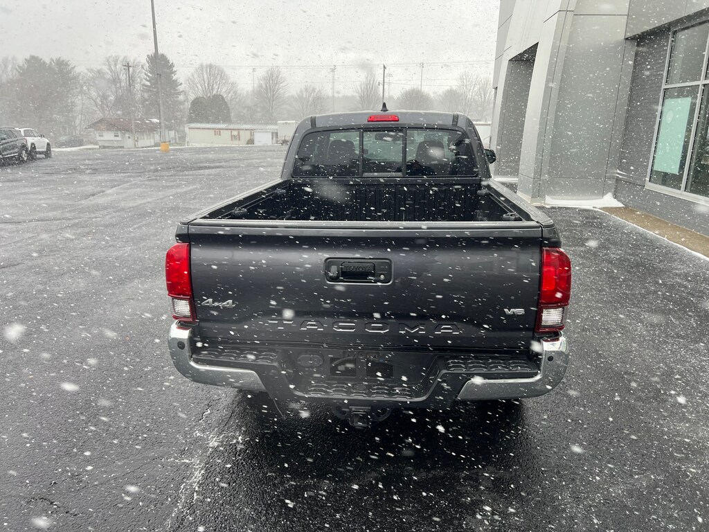 Used 2023 Toyota Tacoma 4WD SR5 SR5 Access Cab 6 Bed V6 AT