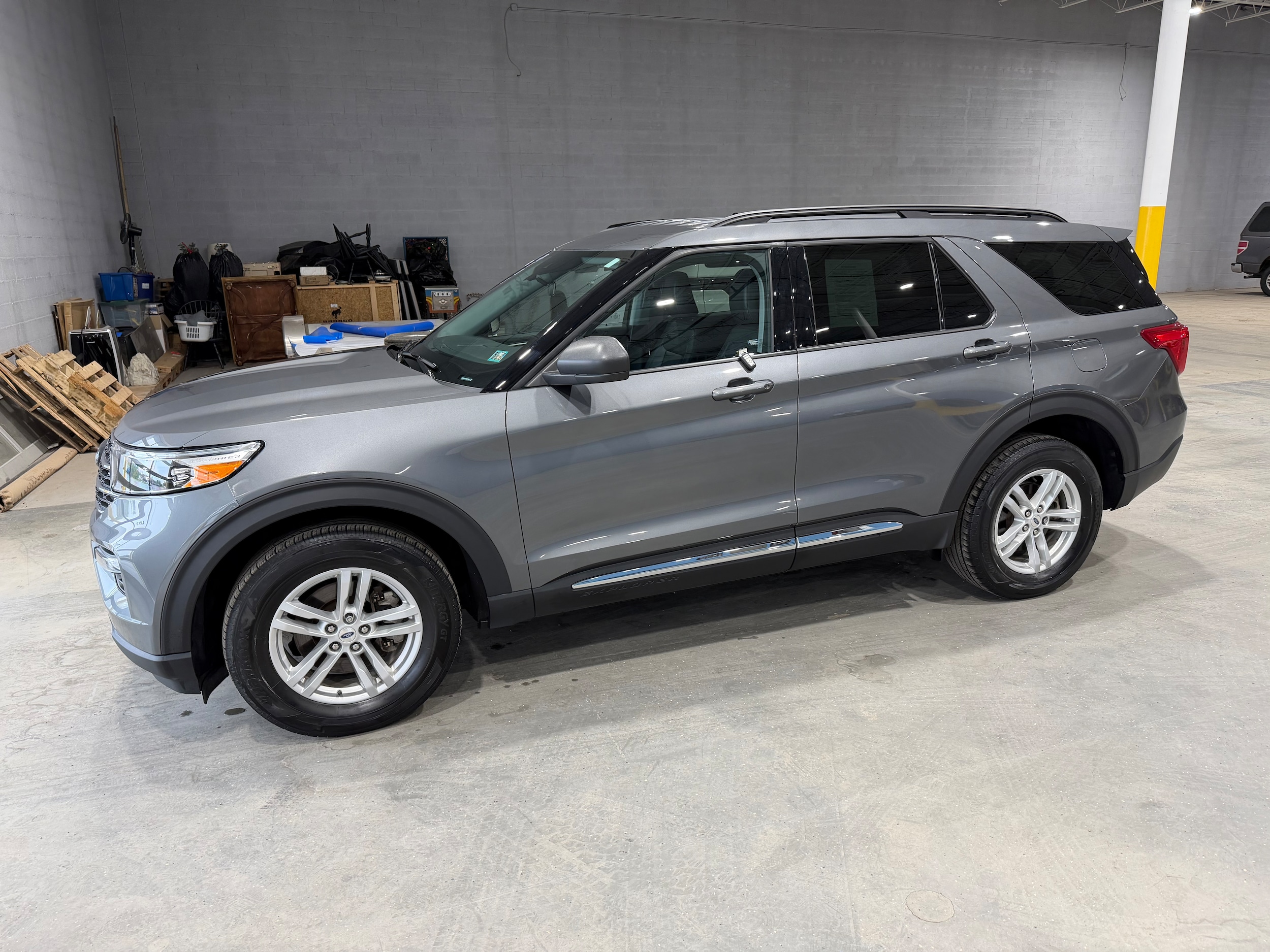 2024 Ford Explorer XLT 4WD's photo