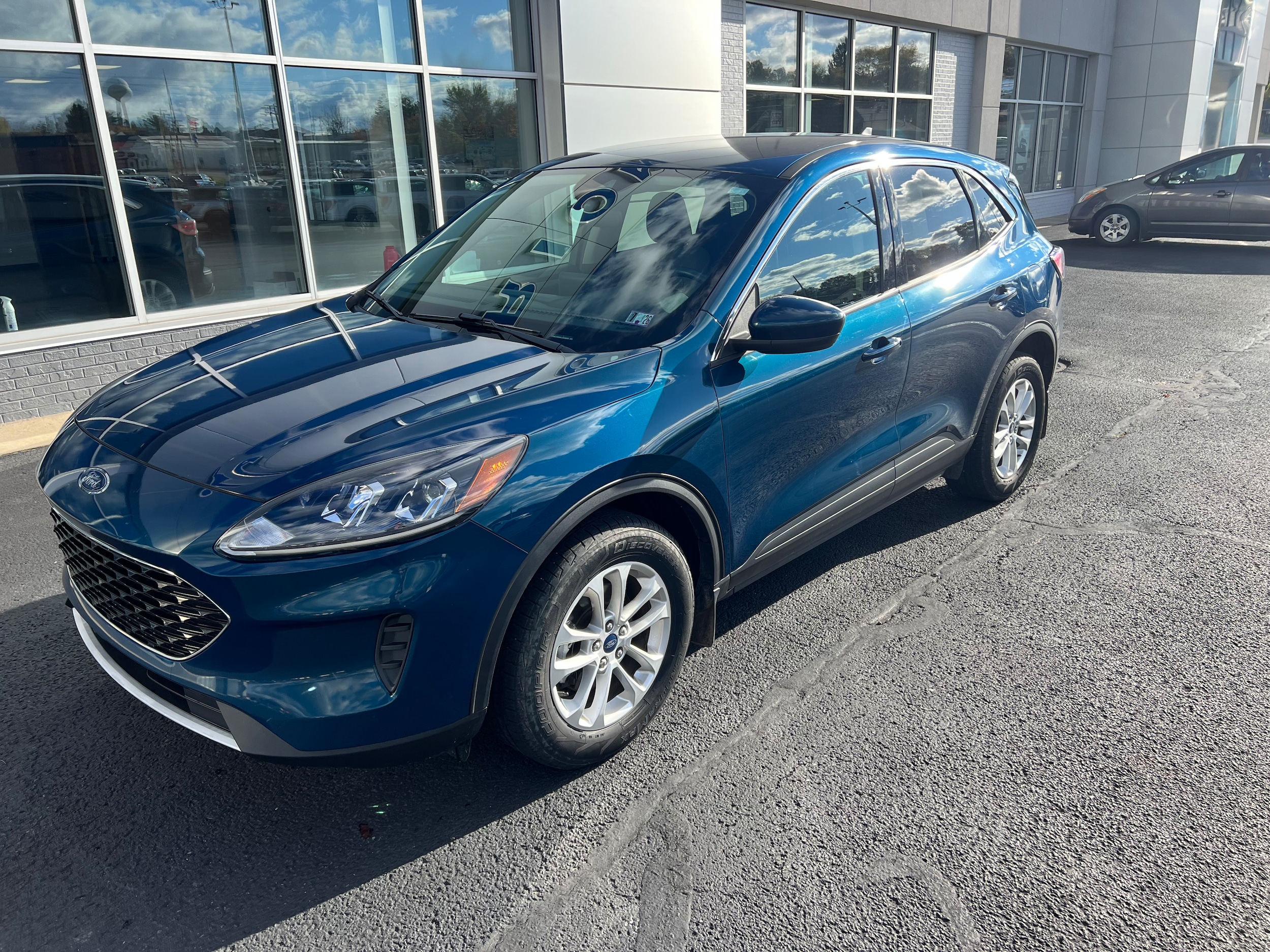 2020 Ford Escape SE's photo