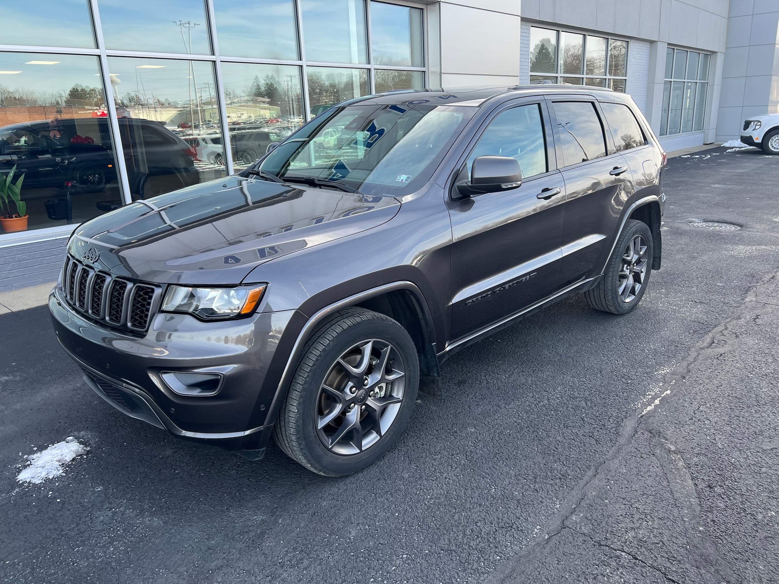 2021 Jeep Grand Cherokee 80th Edition's photo