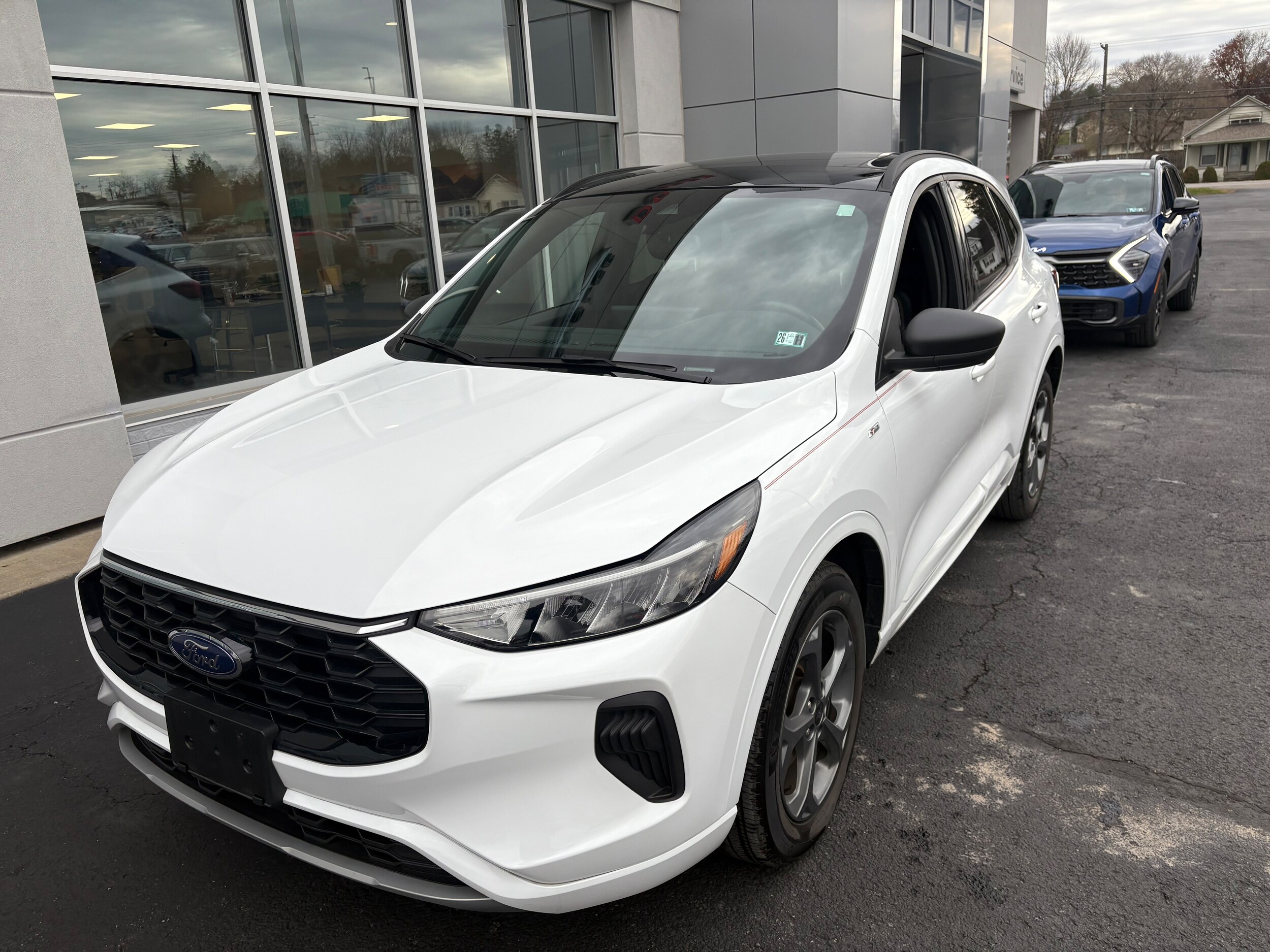 2023 Ford Escape ST-Line's photo