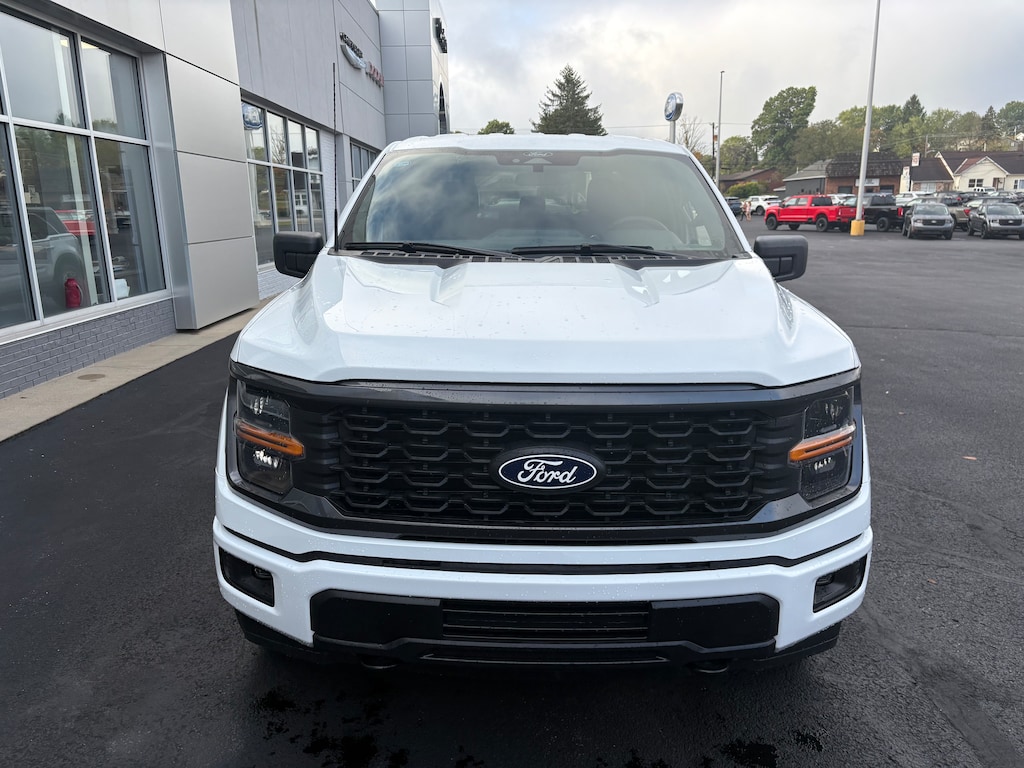 New 2025 Ford F-150 STX STX 4WD SuperCrew 5.5 Box