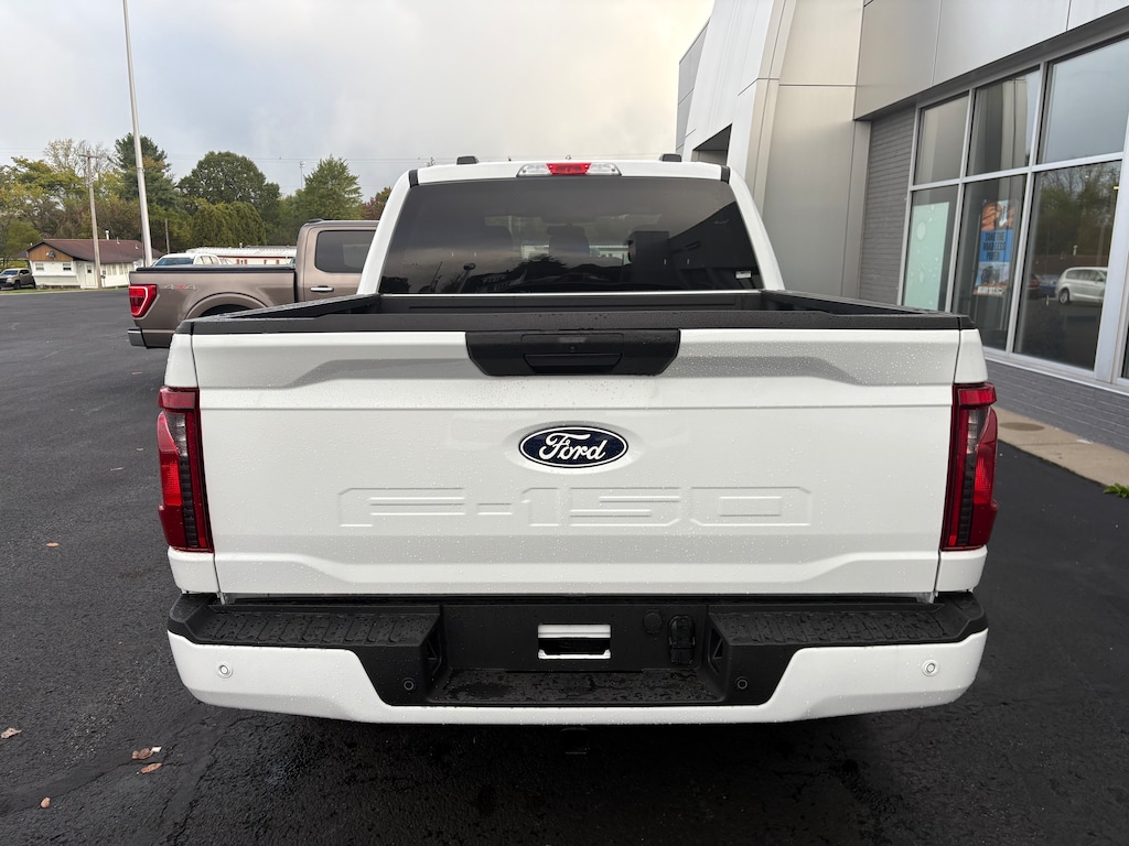 New 2025 Ford F-150 STX STX 4WD SuperCrew 5.5 Box