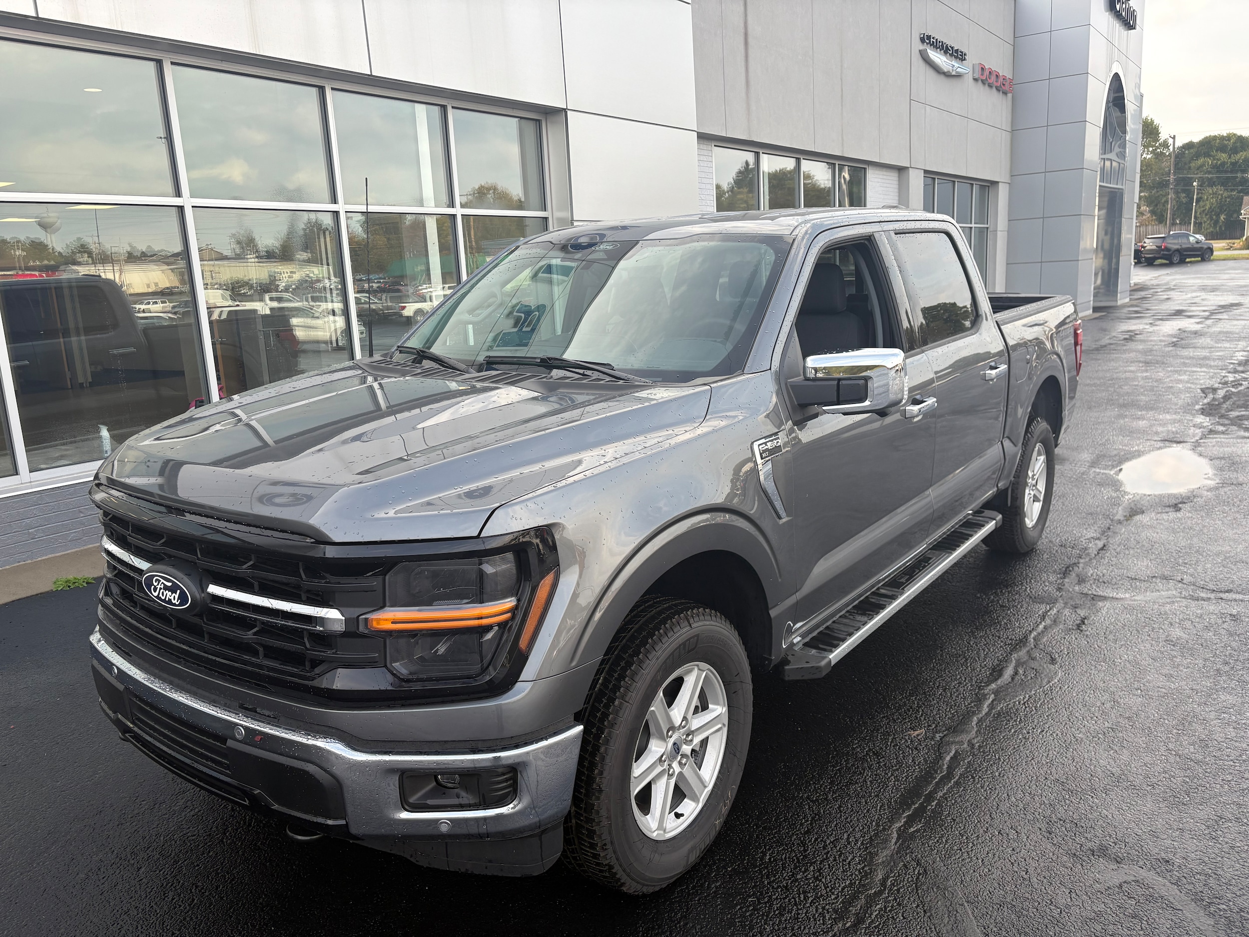 2025 Ford F-150 XLT's photo