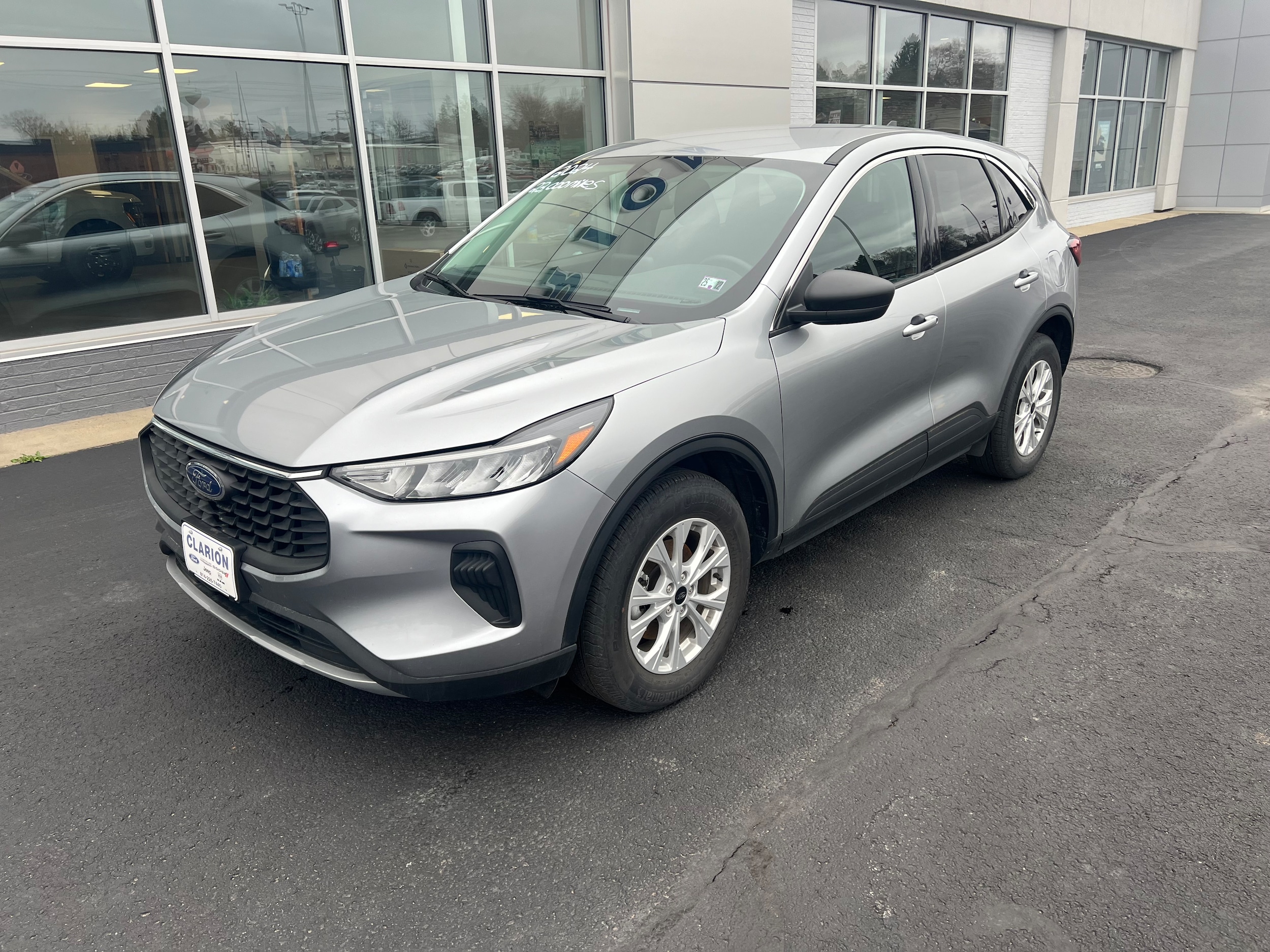 2024 Ford Escape Active's photo