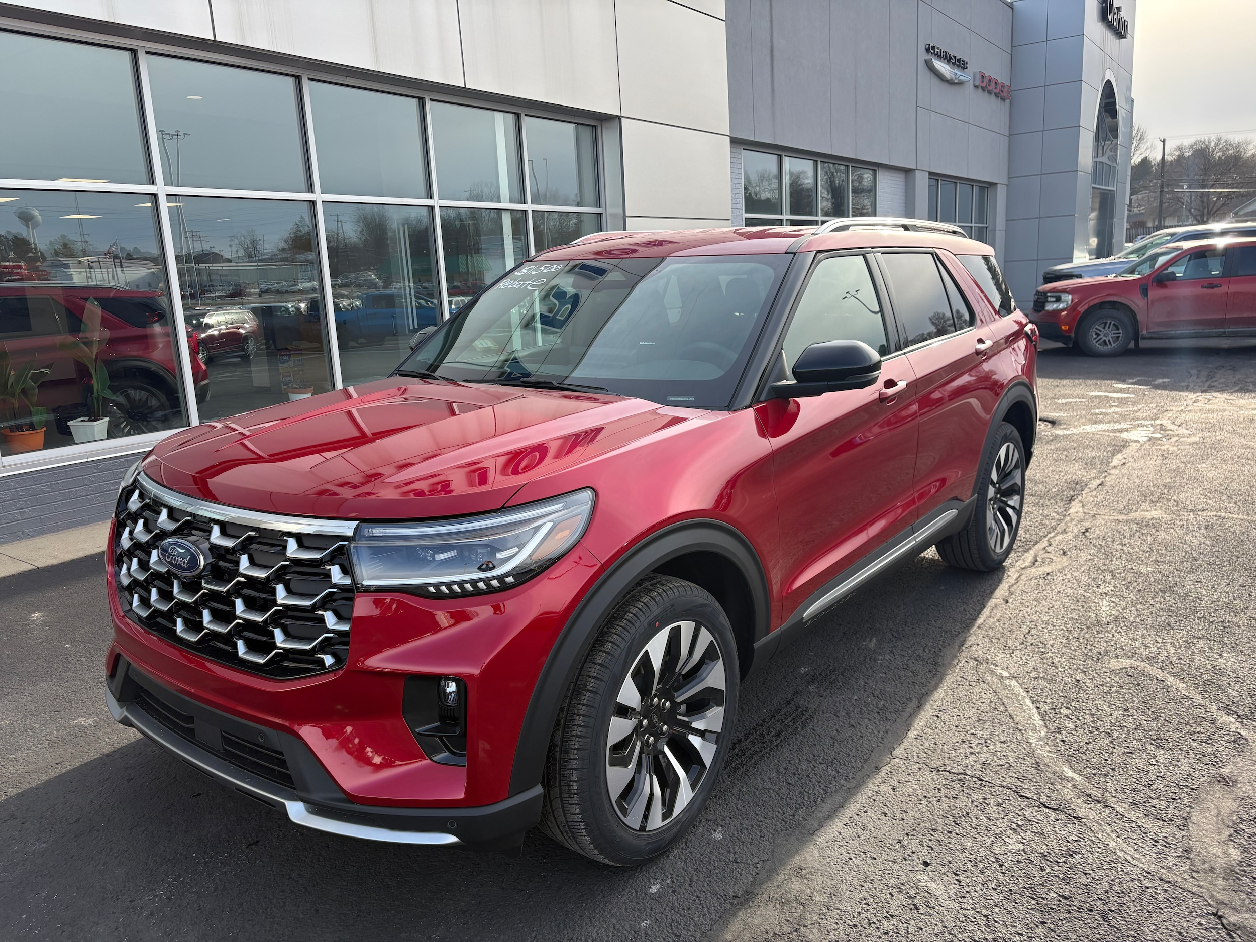 2026 Ford Explorer Platinum's photo